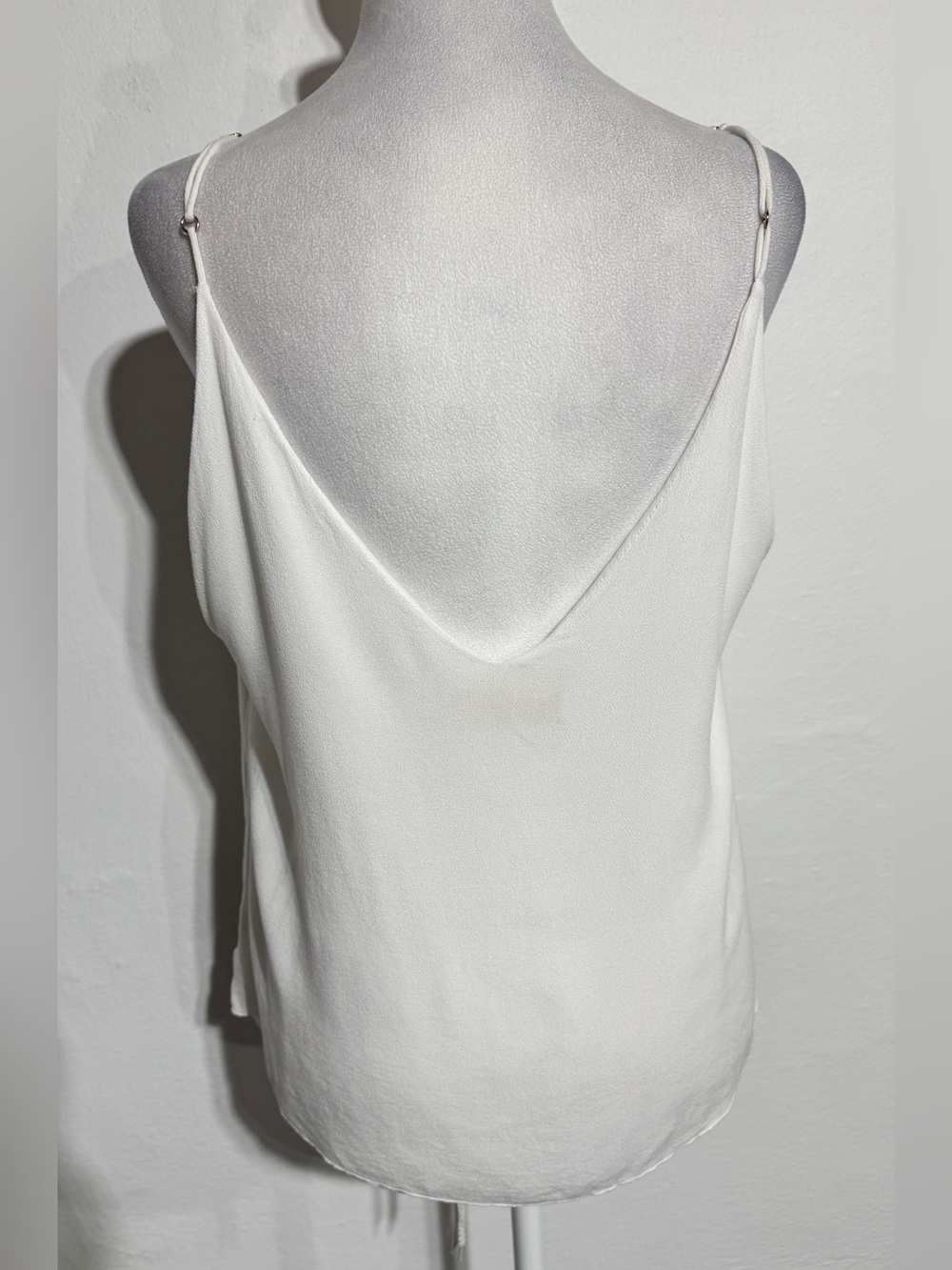 INDAH from Revolve Classic White V-Neck Spaghetti Strap Top M/L - Picture 4 of 7